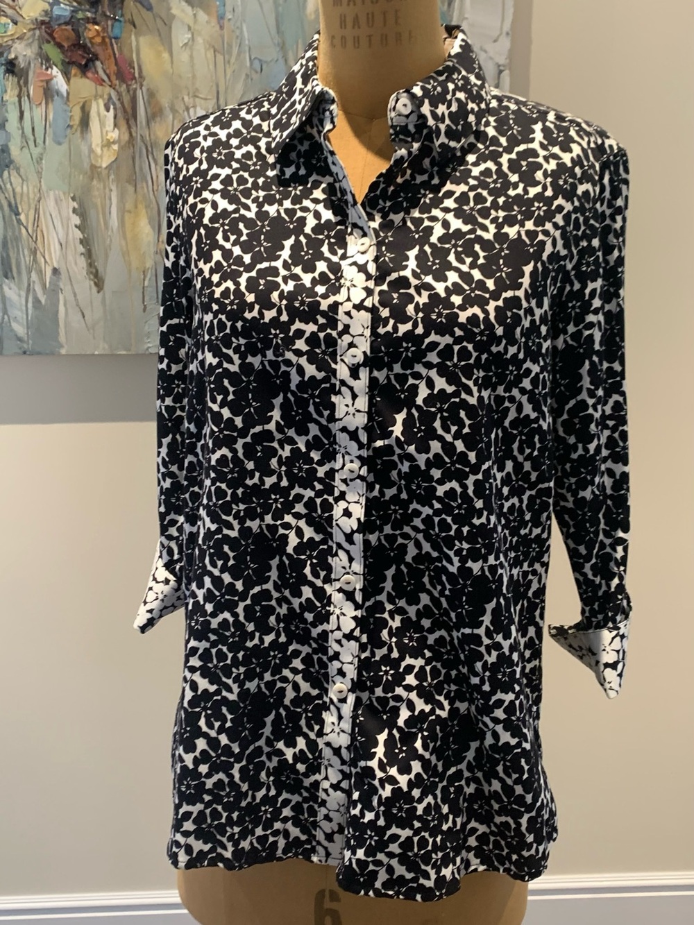 Foxcroft Black and White Floral Button-Front Shirt